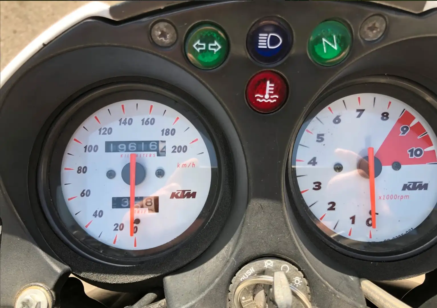 KTM 640 Duke Duke II Blanc - 2