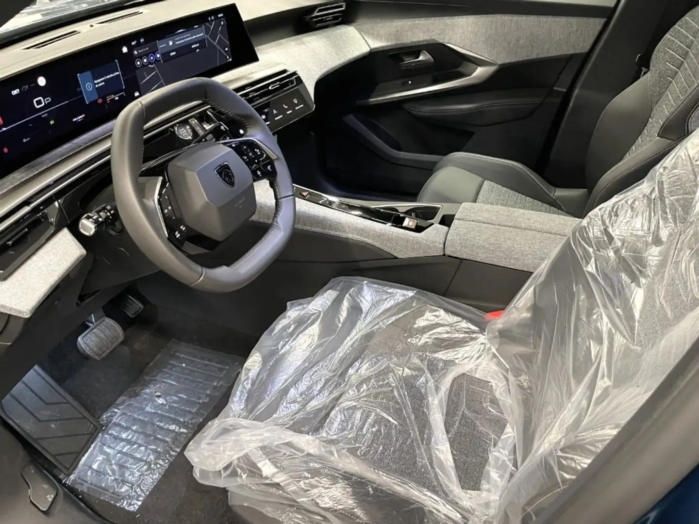 Peugeot 3008 1.2 Hybrid 145 e-DCS6 Allure KM0 MY25 Blau - 2