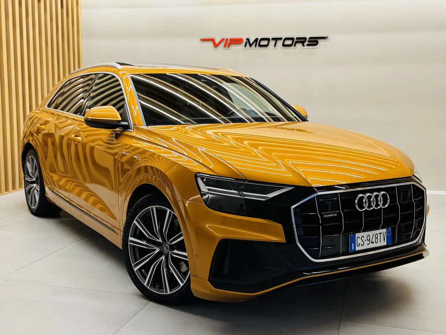 Audi Q8 50 3.0 TDI MHEV S-LINE QUATTRO TIPTRONIC FULLOPT Gold - 1