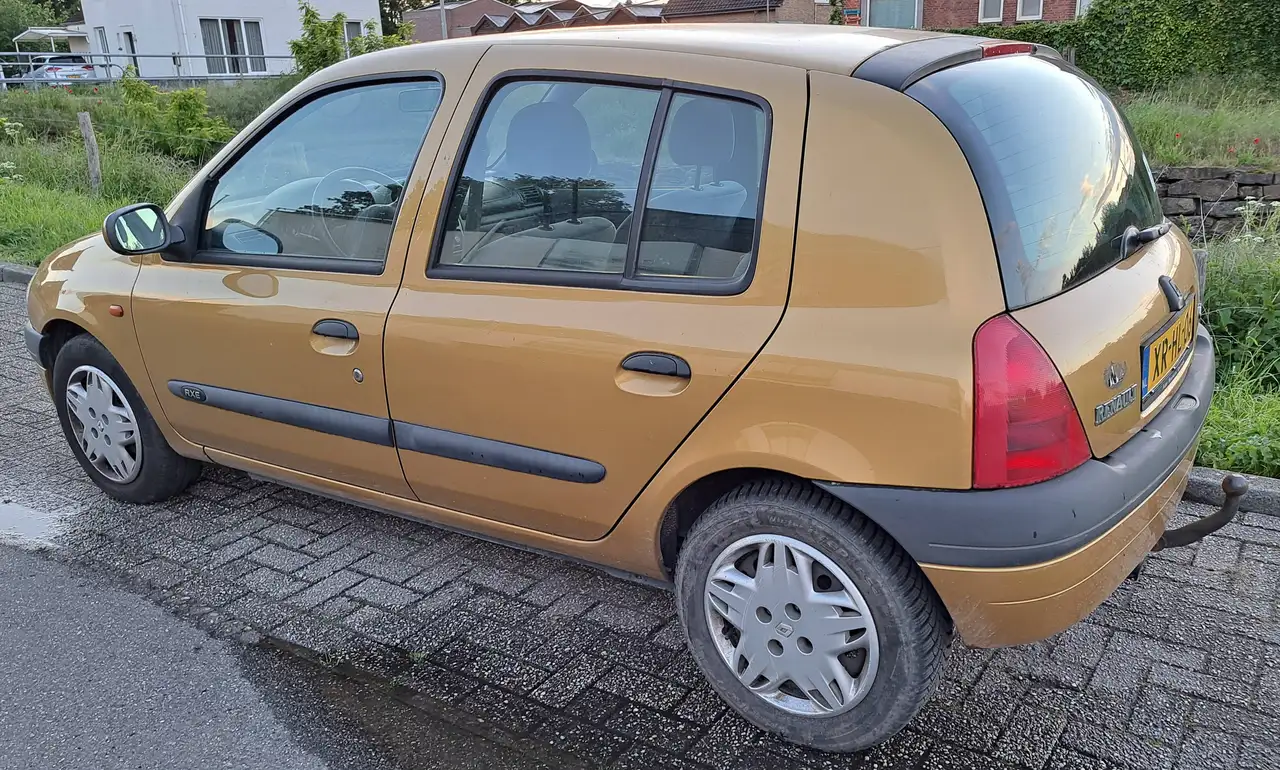 Renault Clio 1.6 RN, foto 2