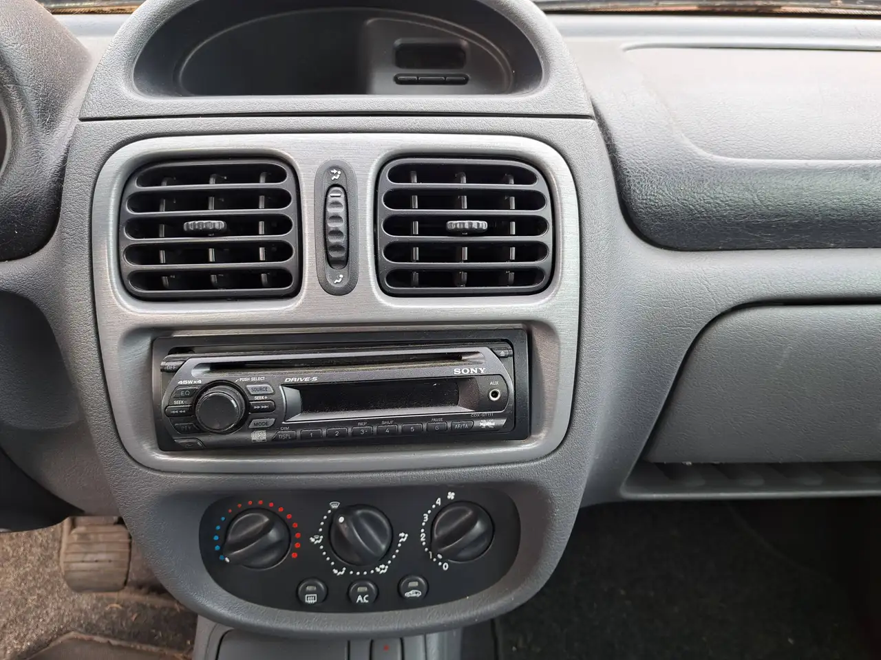 Renault Clio 1.6 RN, foto 9