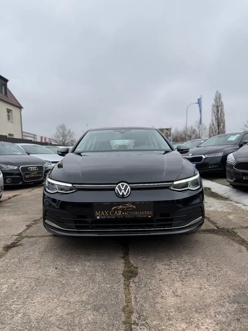 Volkswagen Golf VIII Lim. Move Schwarz - 1