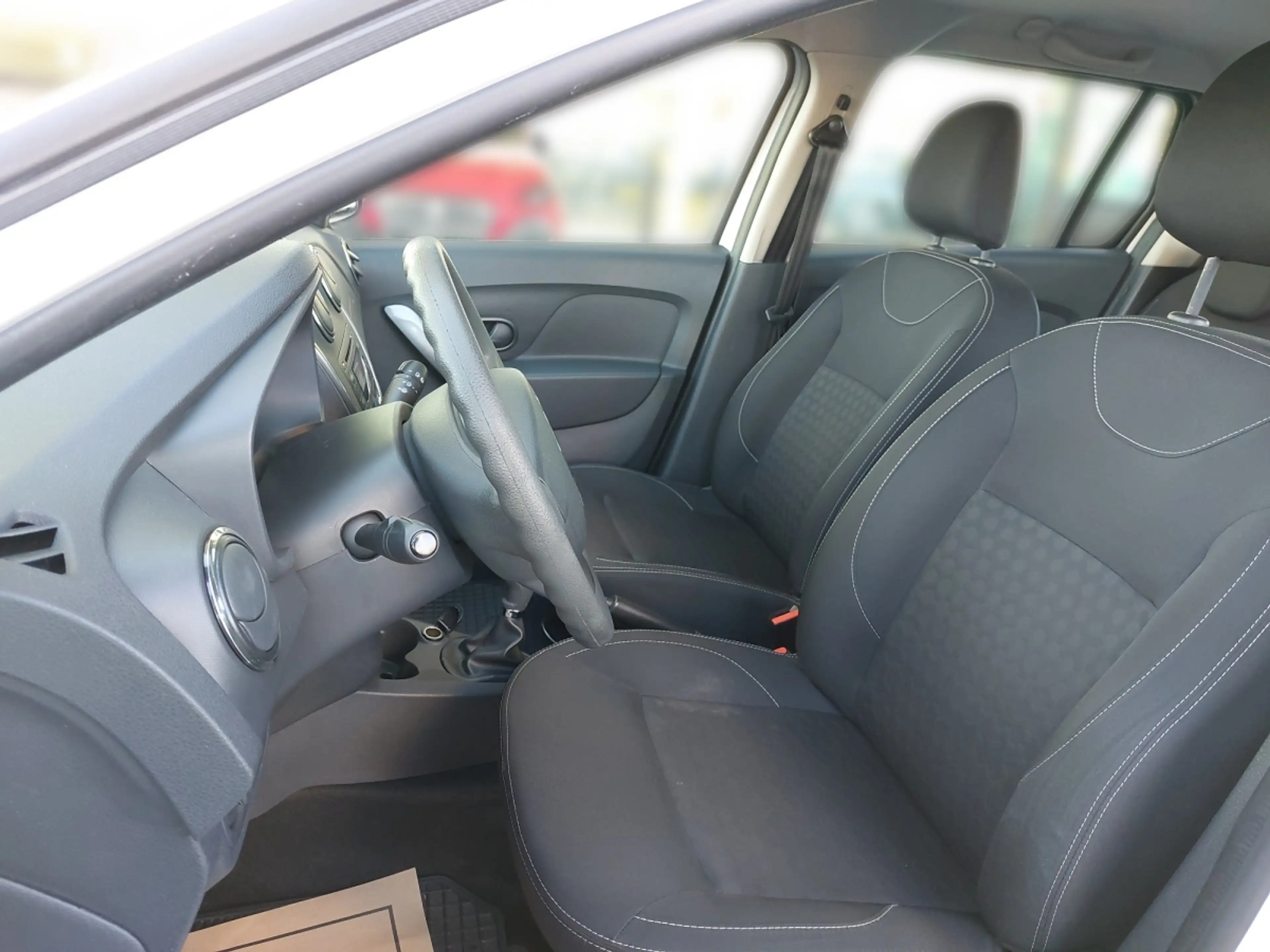 Dacia Logan MCV Supreme dCi 90 Easy-R — photo 5