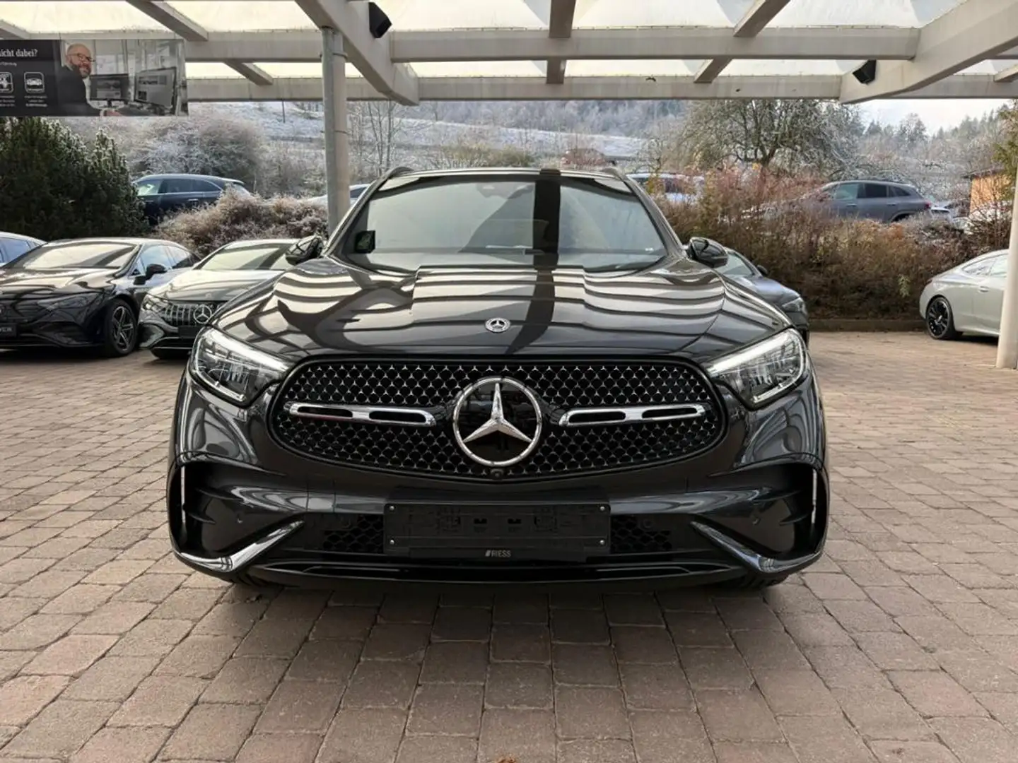 Mercedes-Benz GLC 220 d 4M 360 ACC AHK AUT DynLicht Kam. LED Gris - 2