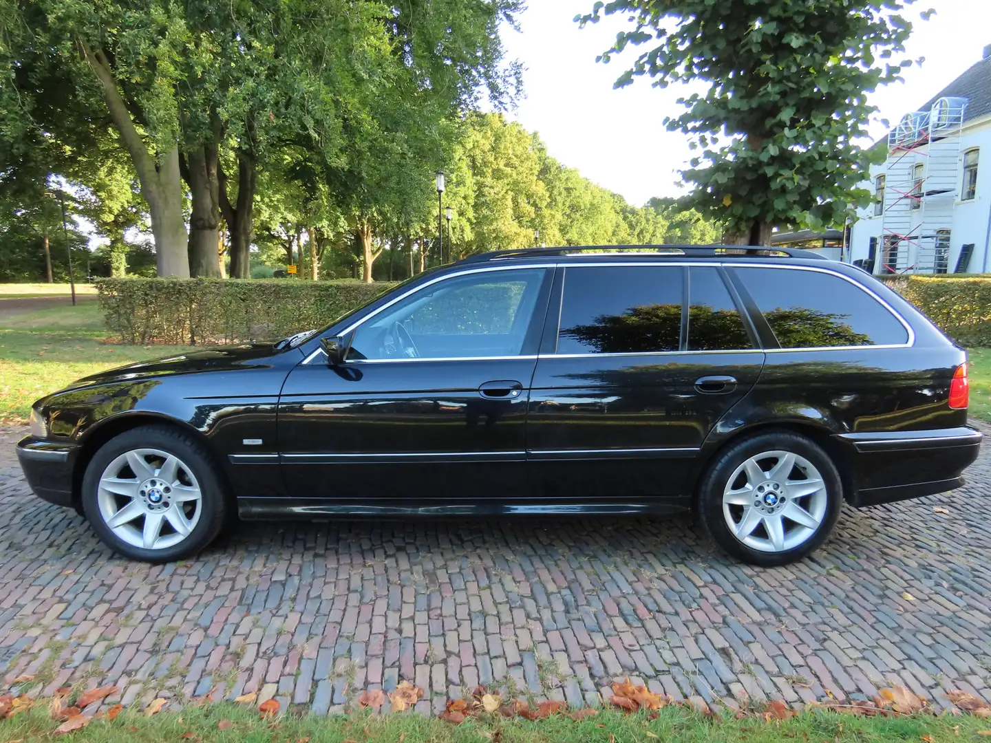 BMW 520 5-serie Touring 520i Executive Ecc Schuifkanteldak Чорний - 2