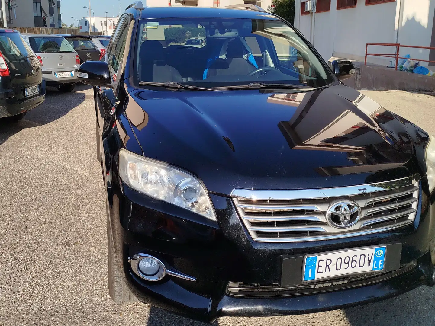 Toyota RAV 4 Rav4 Crossport 2.2 d-4d Lounge 2wd 150cv mt Nero - 1