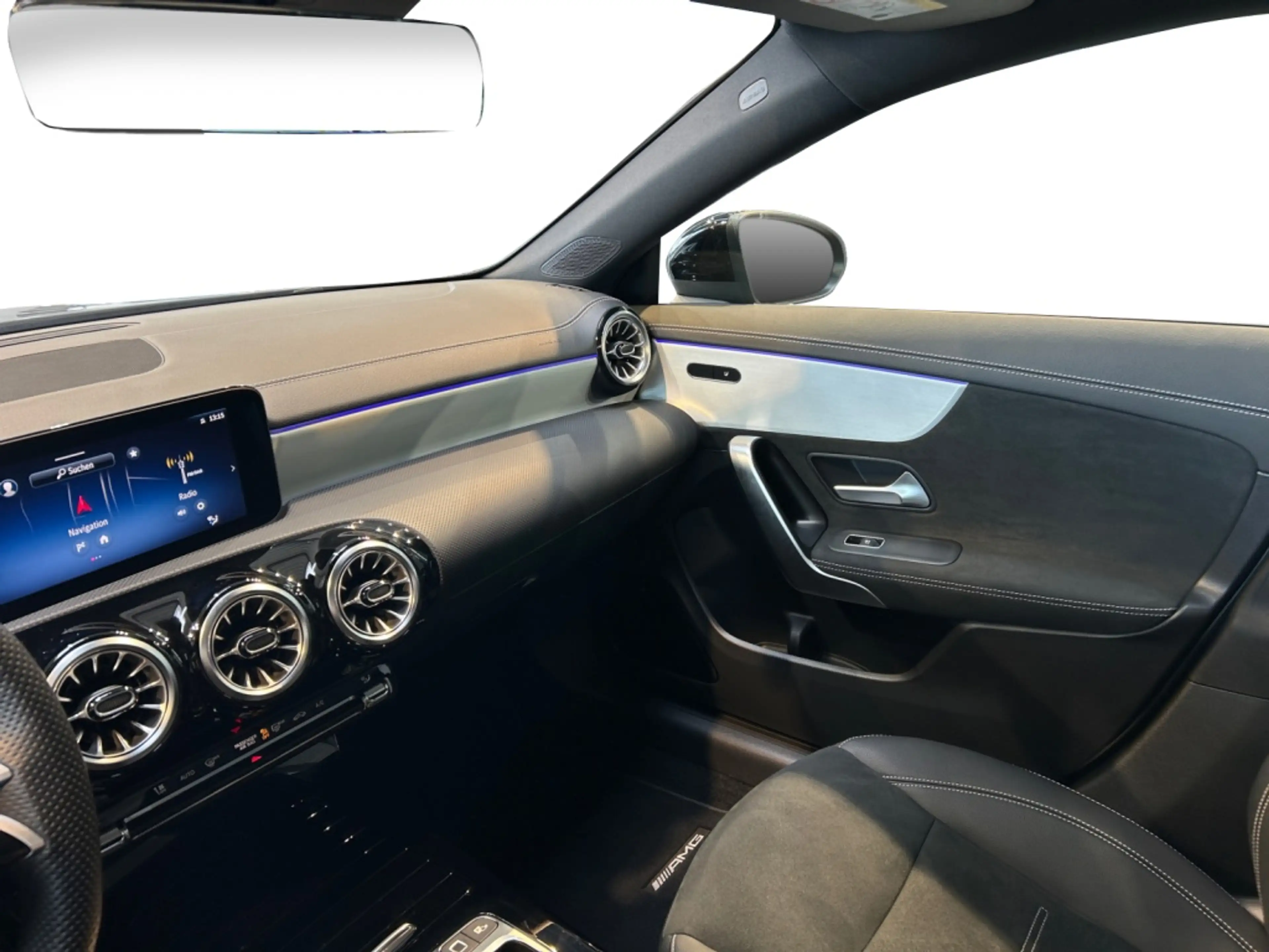 Mercedes-Benz CLA 200 Coupe AMG AMG+MBUX+MBeam+Night+Pano+SHD — photo 12
