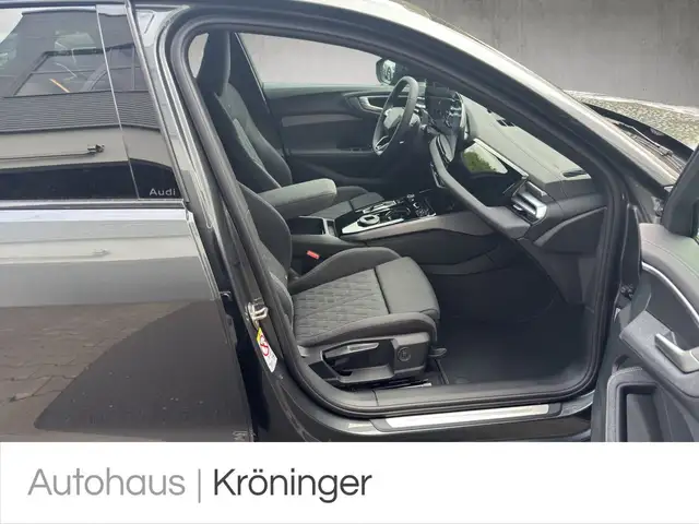 Audi A5 view 9