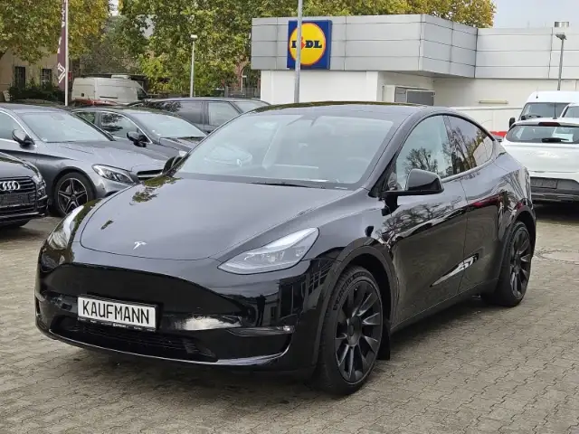 Tesla Model Y Maximale Reichweite Dual AWD Long Range