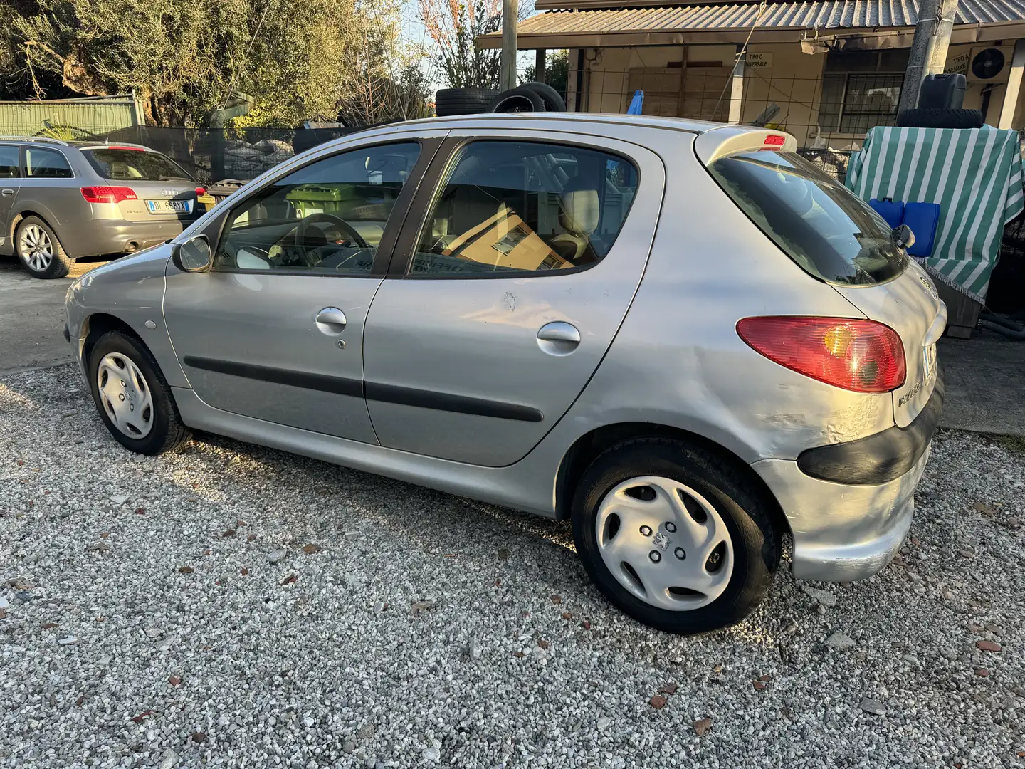 Peugeot 206 5p 1.1 XT - neopatentati - 2