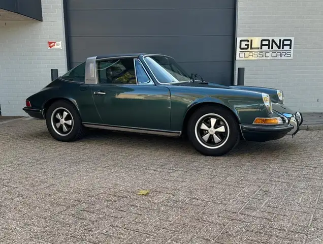Porsche 911 911 T / Targa / Ölklappe