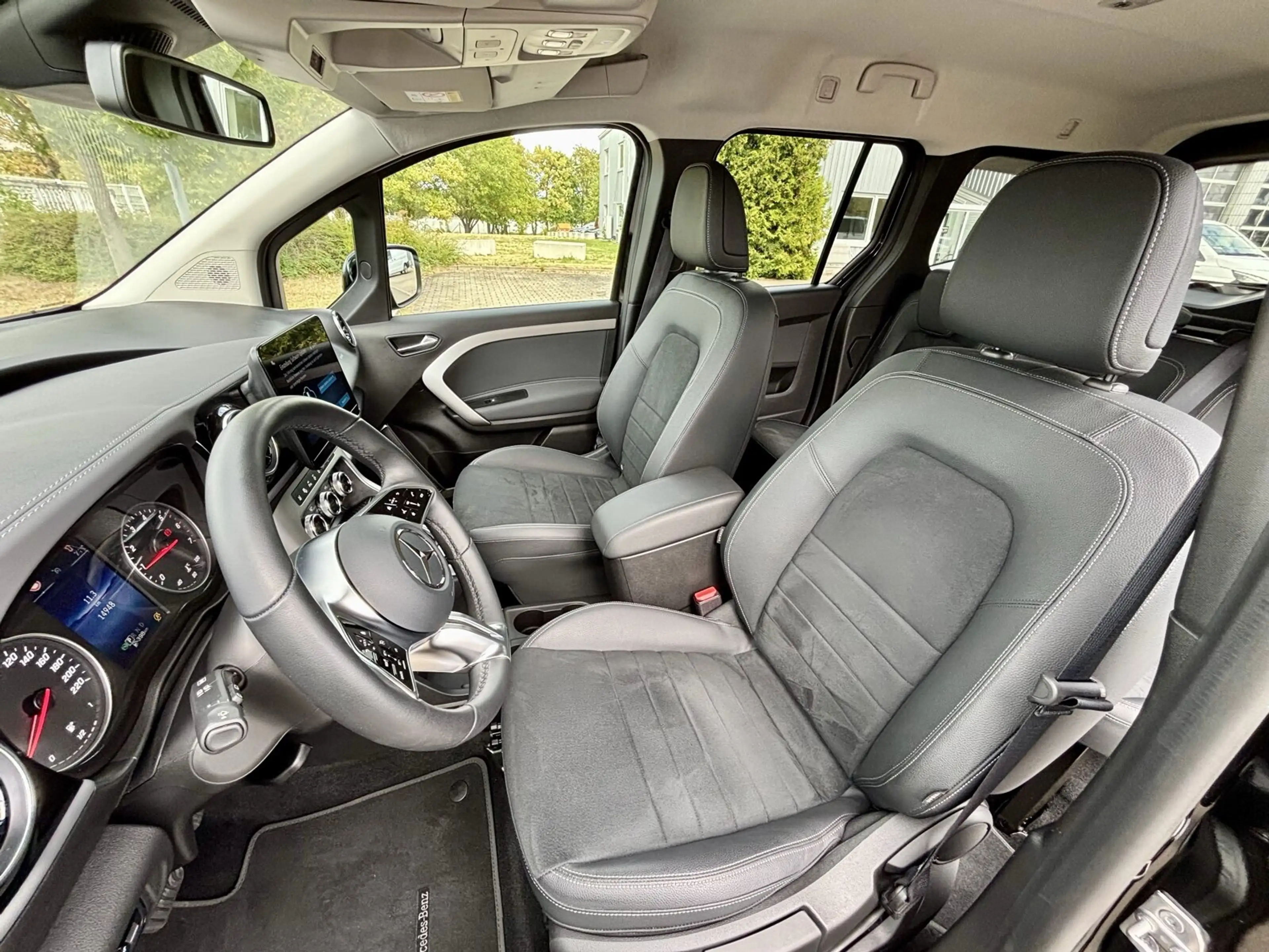 Mercedes-Benz T-Class T 180 Progressive Automatik Navi LED Kamera Autom. — photo 11