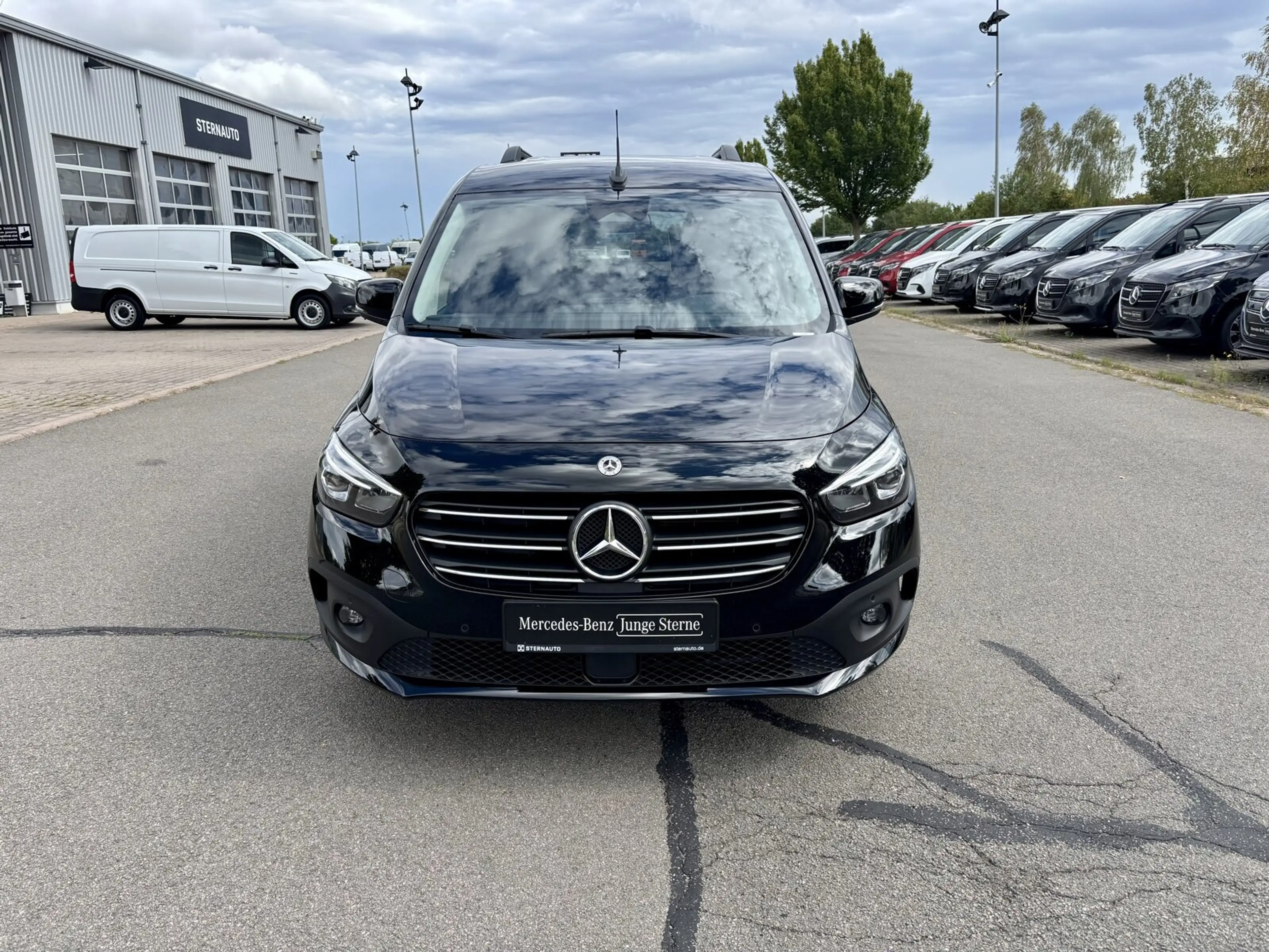 Mercedes-Benz T-Class T 180 Progressive Automatik Navi LED Kamera Autom. — photo 2