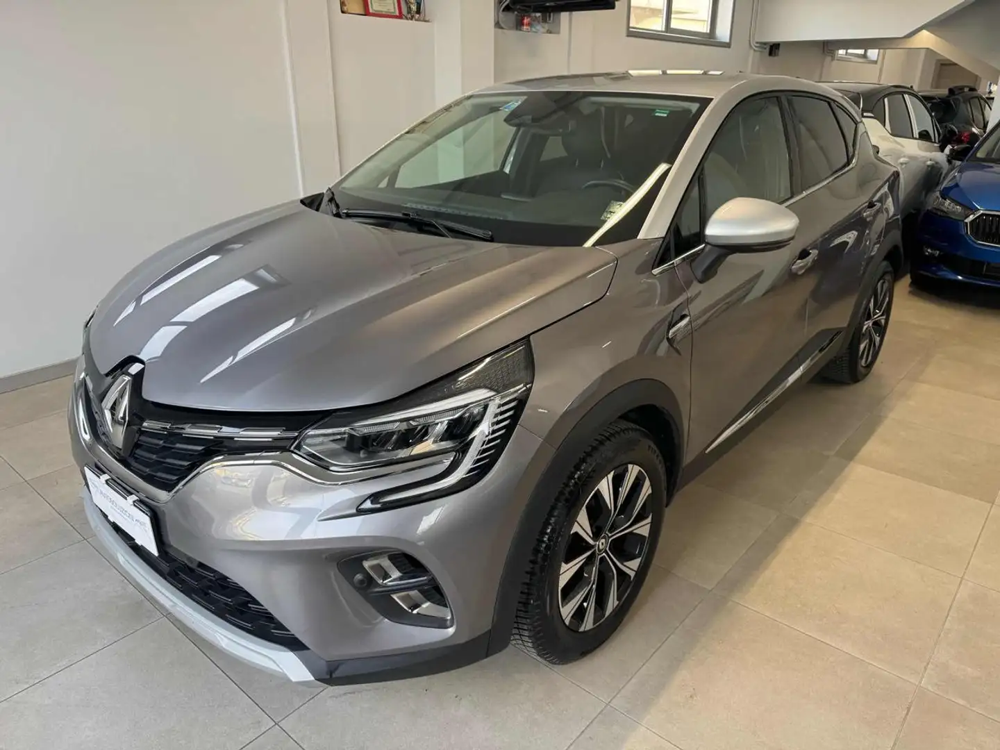 Renault Captur TCe 90 CV Techno Grigio - 1