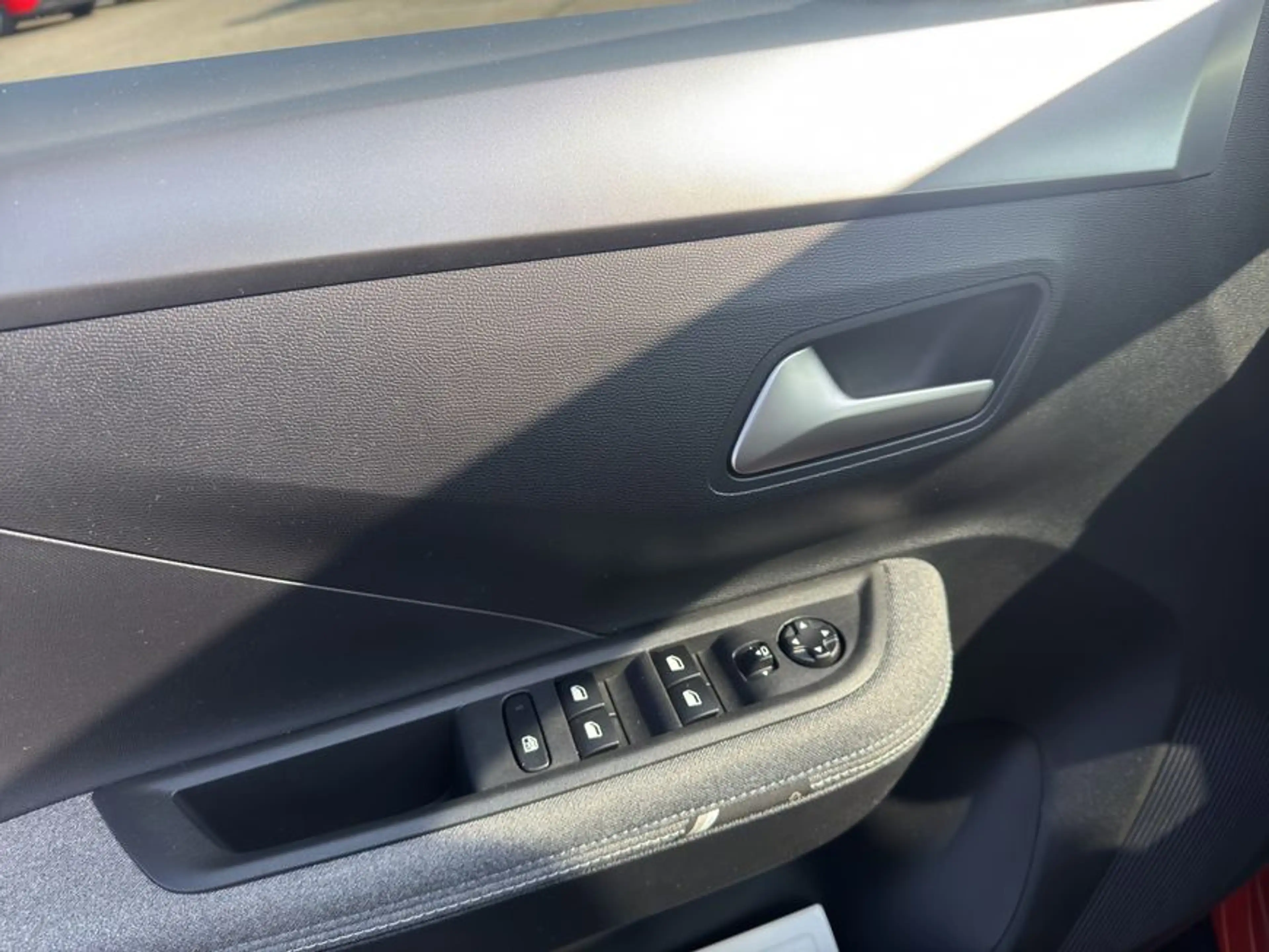 Opel Frontera -e GS — photo 15