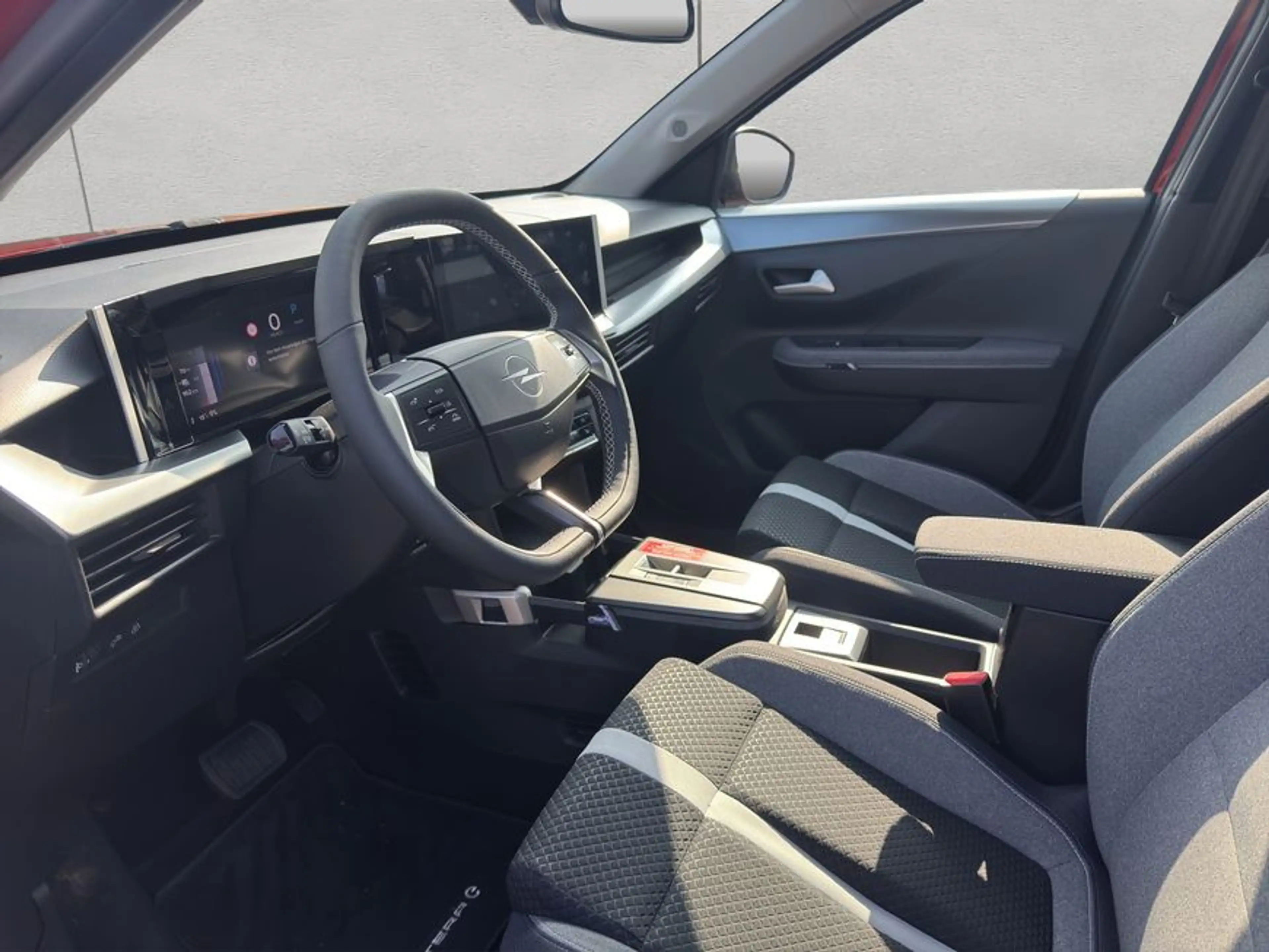 Opel Frontera -e GS — photo 9