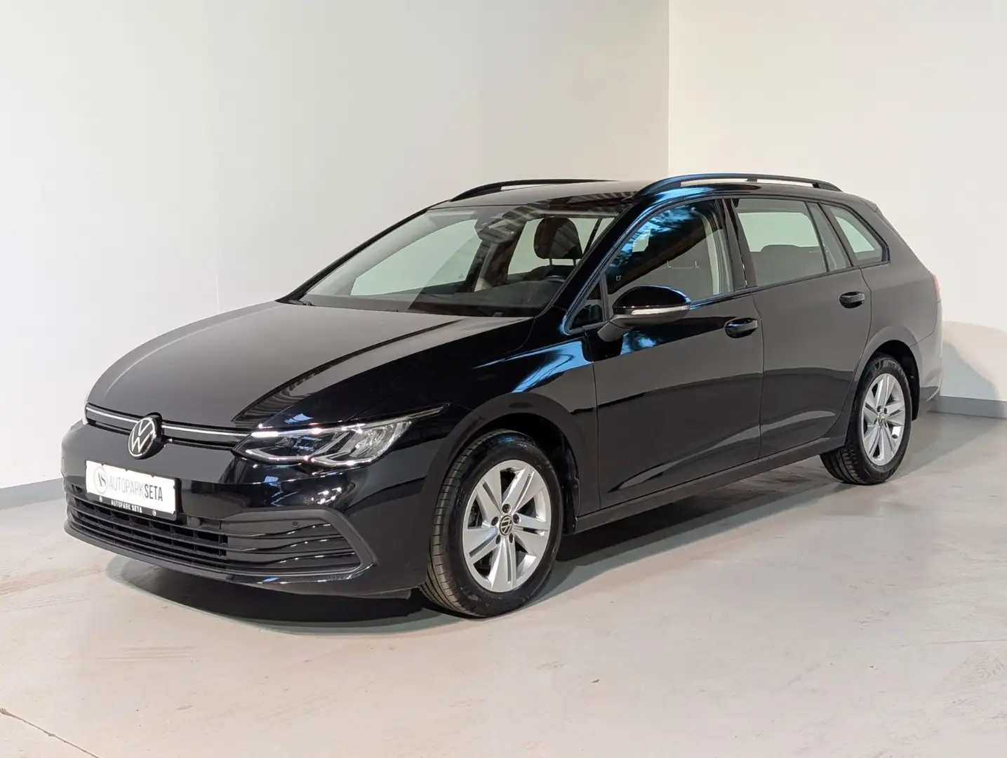 Volkswagen Golf VIII 2.0TDI DSG Var. Life AID*ACC*LANE*LED Nero - 1