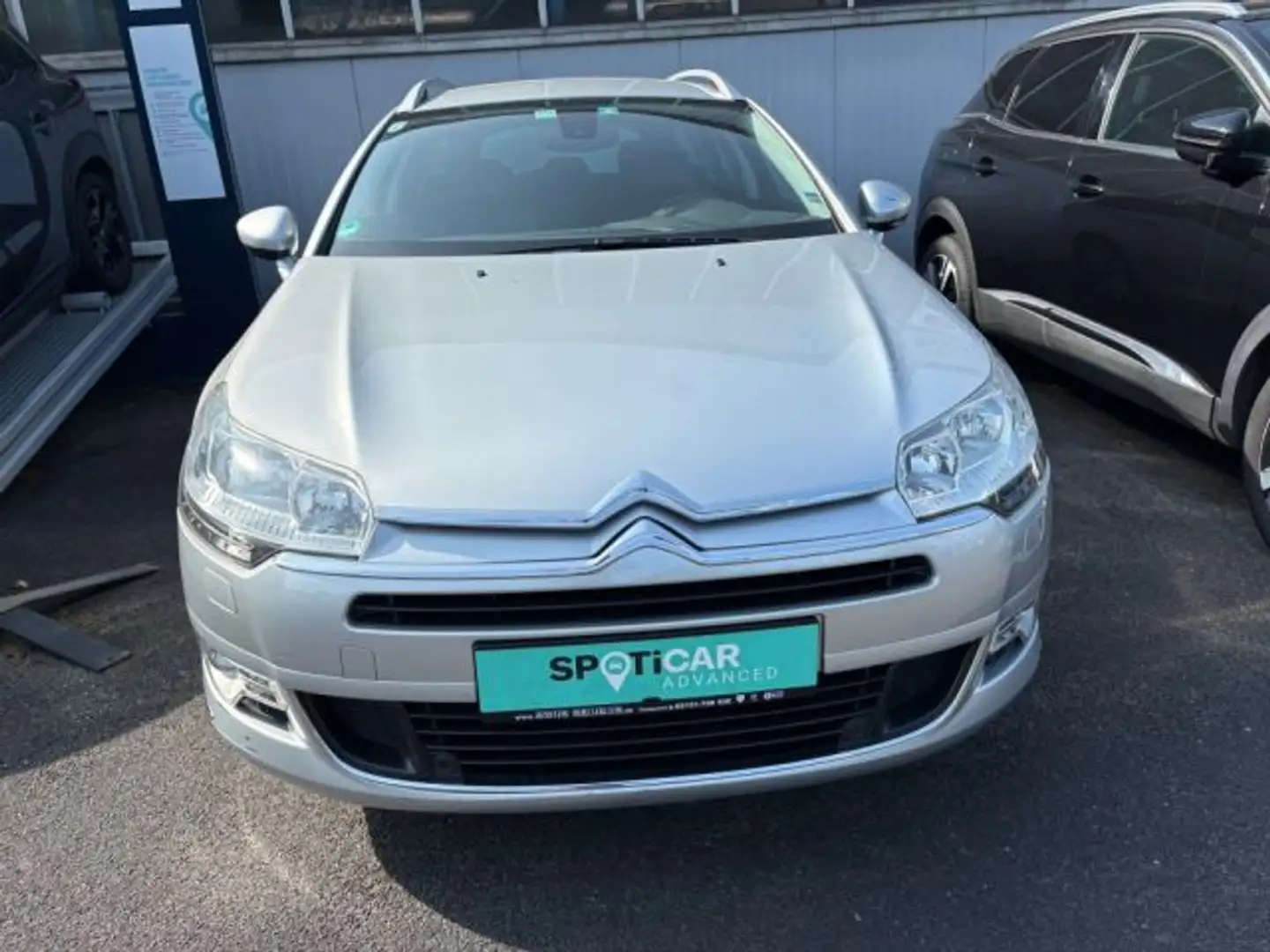 Citroen C5 Tourer THP 155 Exclusive Zilver - 2