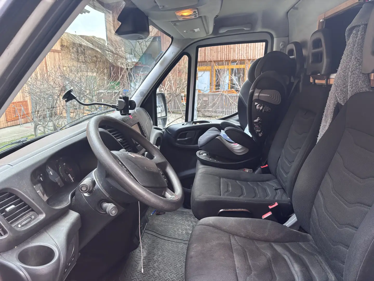 Iveco Daily 35 S 14 C 3000L HD 2,3 HPT - 1