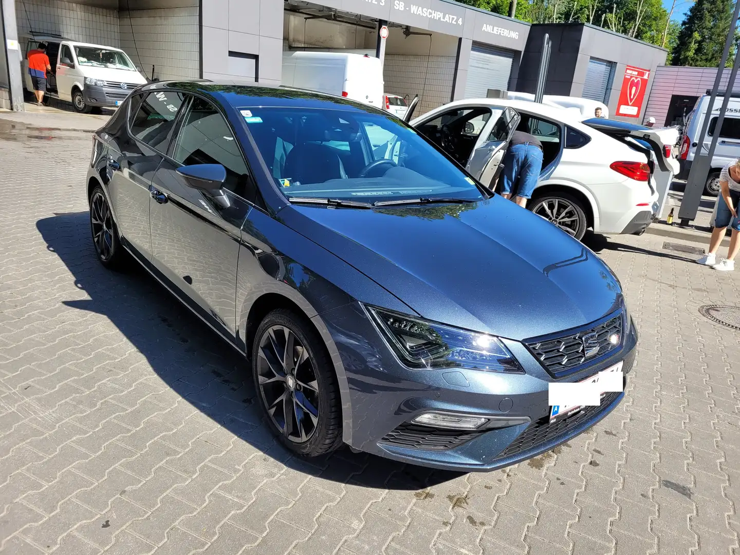 SEAT Leon Leon 1.5 TGI Start Grau - 1