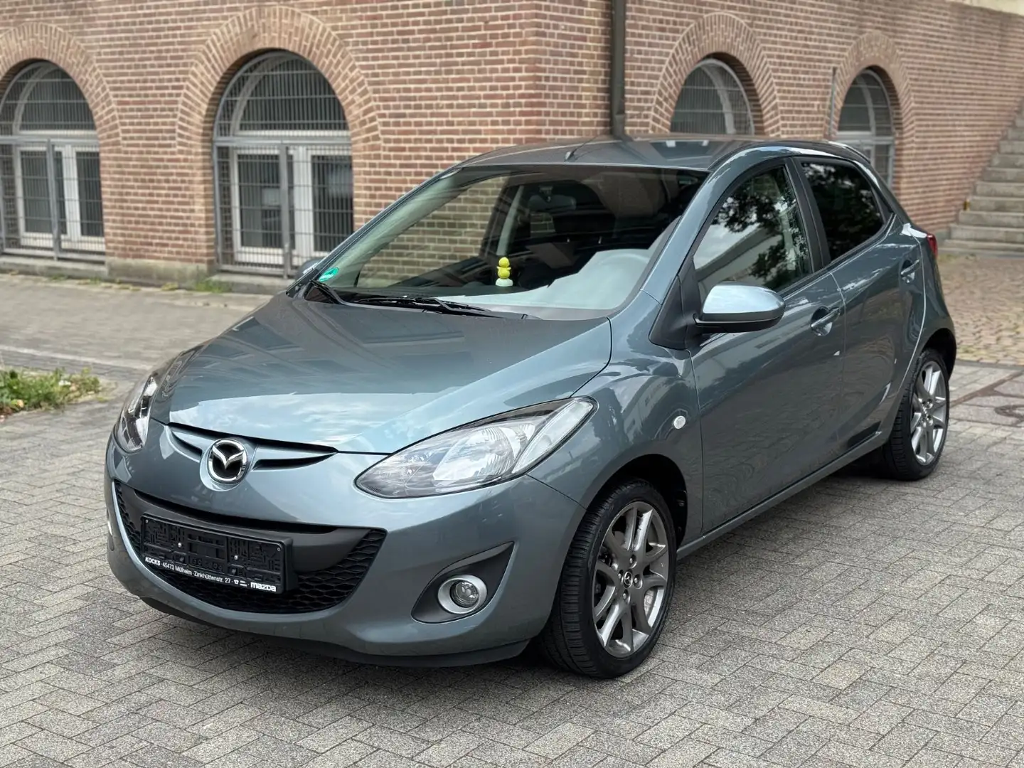 Mazda 2 Lim. 1.3 Edition 40 Jahre*1-Hand*Nur 53.150KM* Grigio - 1