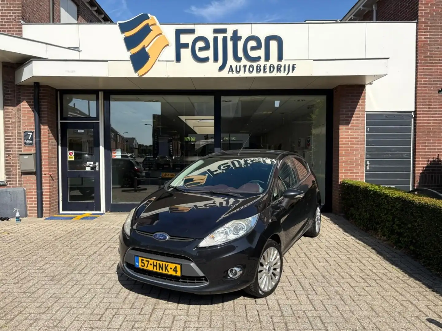 Ford Fiesta 1.4 Titanium - Airco - Cruise - Bluetooth Noir - 1