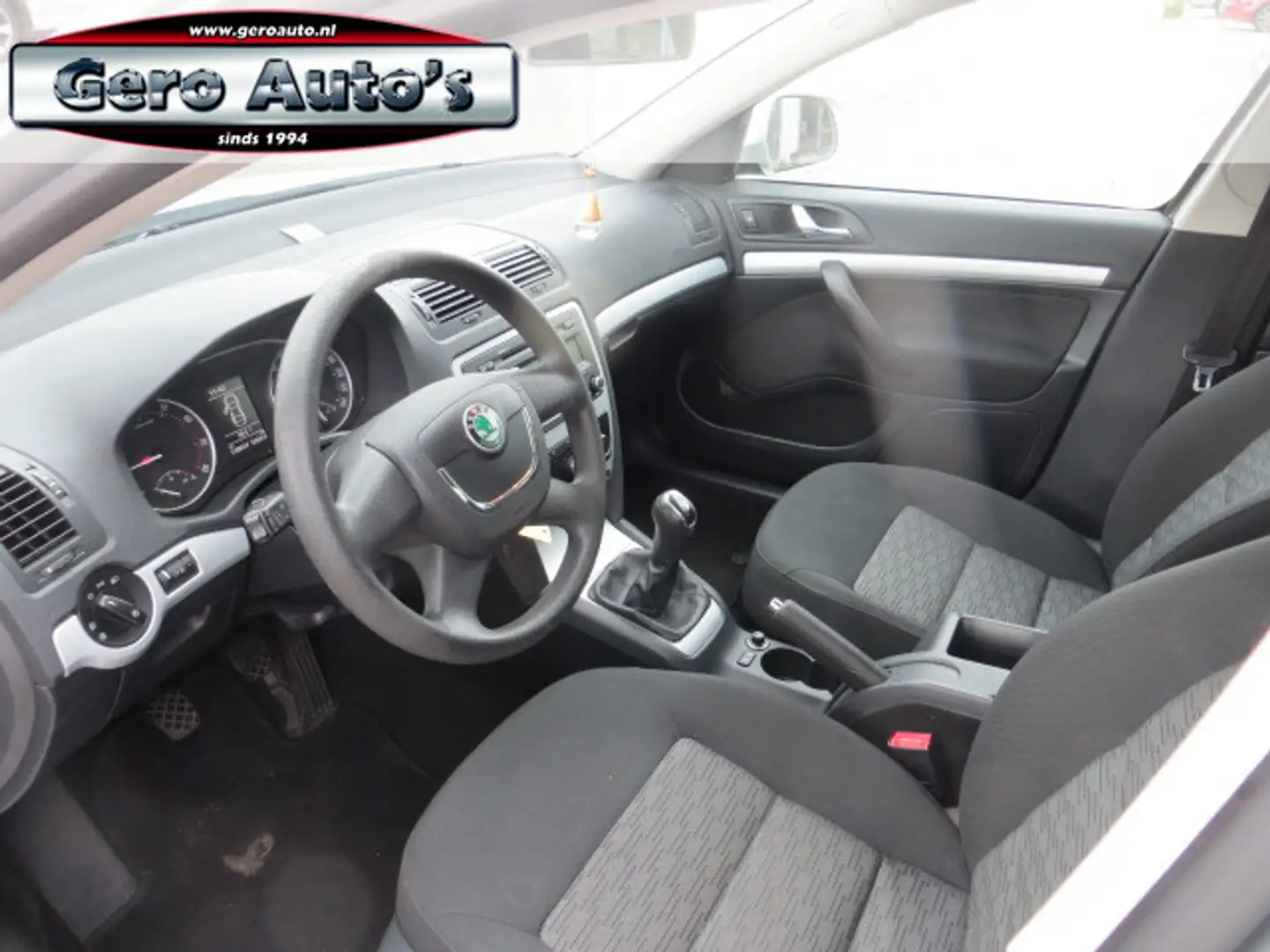 Skoda Octavia 1.2 TSI Ambition 5 deurs hatcback nl auto ,airco , Grau - 2