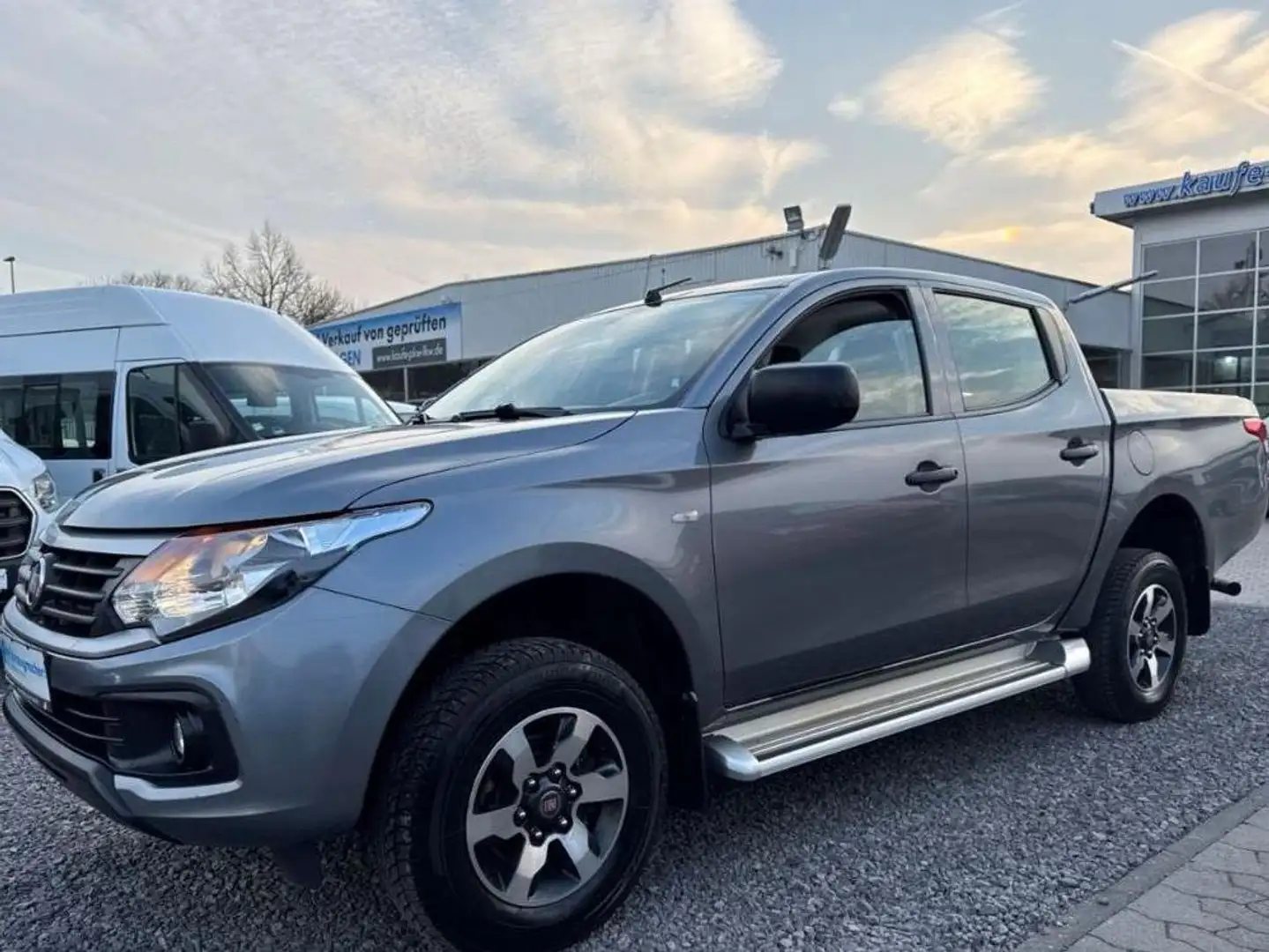 Fiat Fullback Fullback 2.4 doppia cabina SX 4wd s Grey - 1