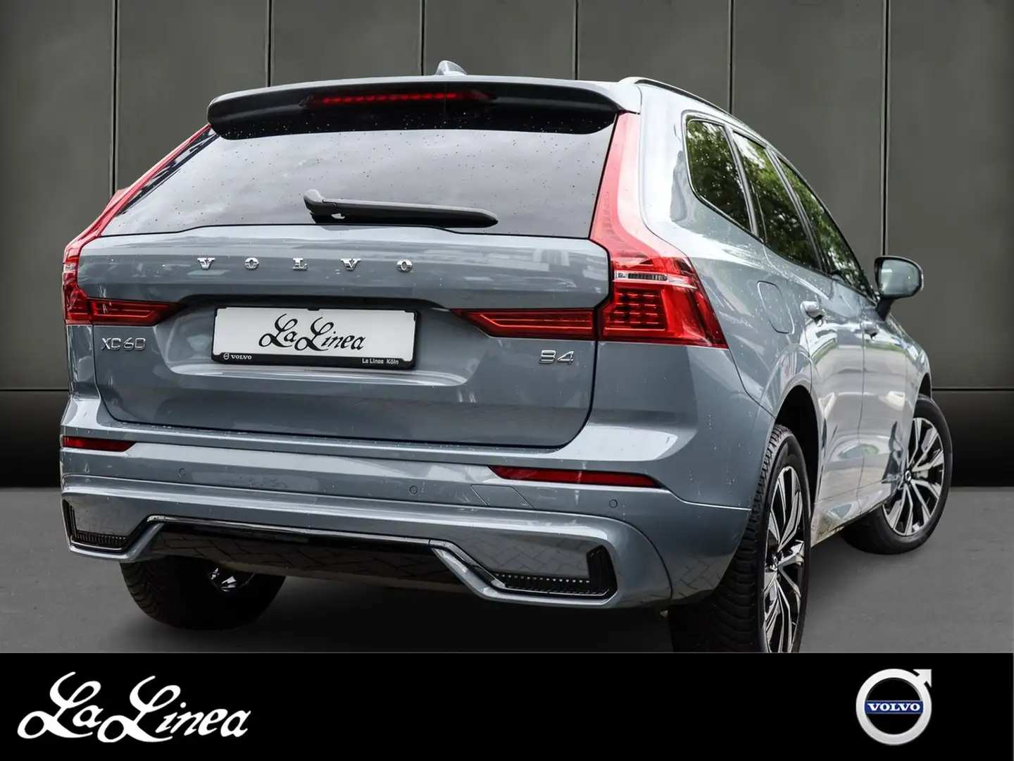 Volvo XC60 B4 B Plus Dark AHK/Licht/Assistenz/DriverAwaren... Grau - 2