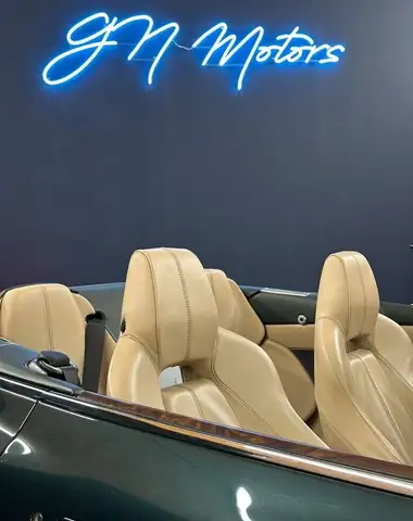Aston Martin DB9 view 14