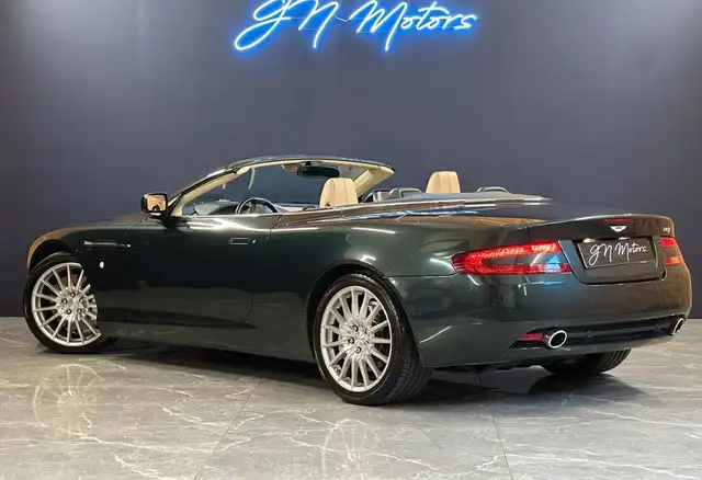 Aston Martin DB9 view 3