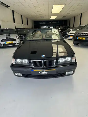 BMW 318 3-serie Cabrio 318i slechts 135864 km met hardtop