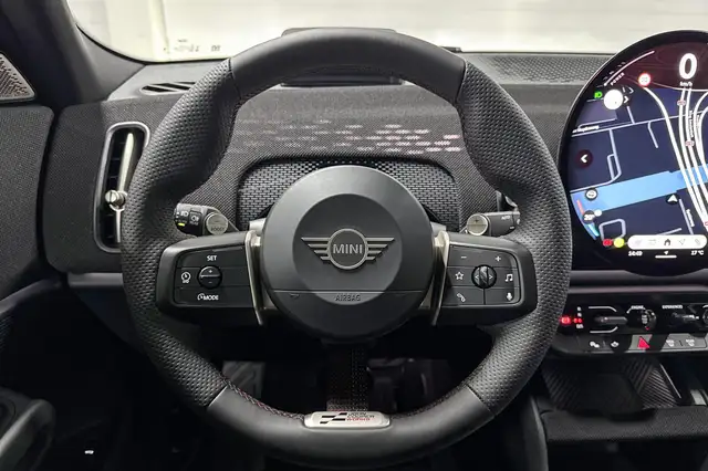 Mini Countryman view 12