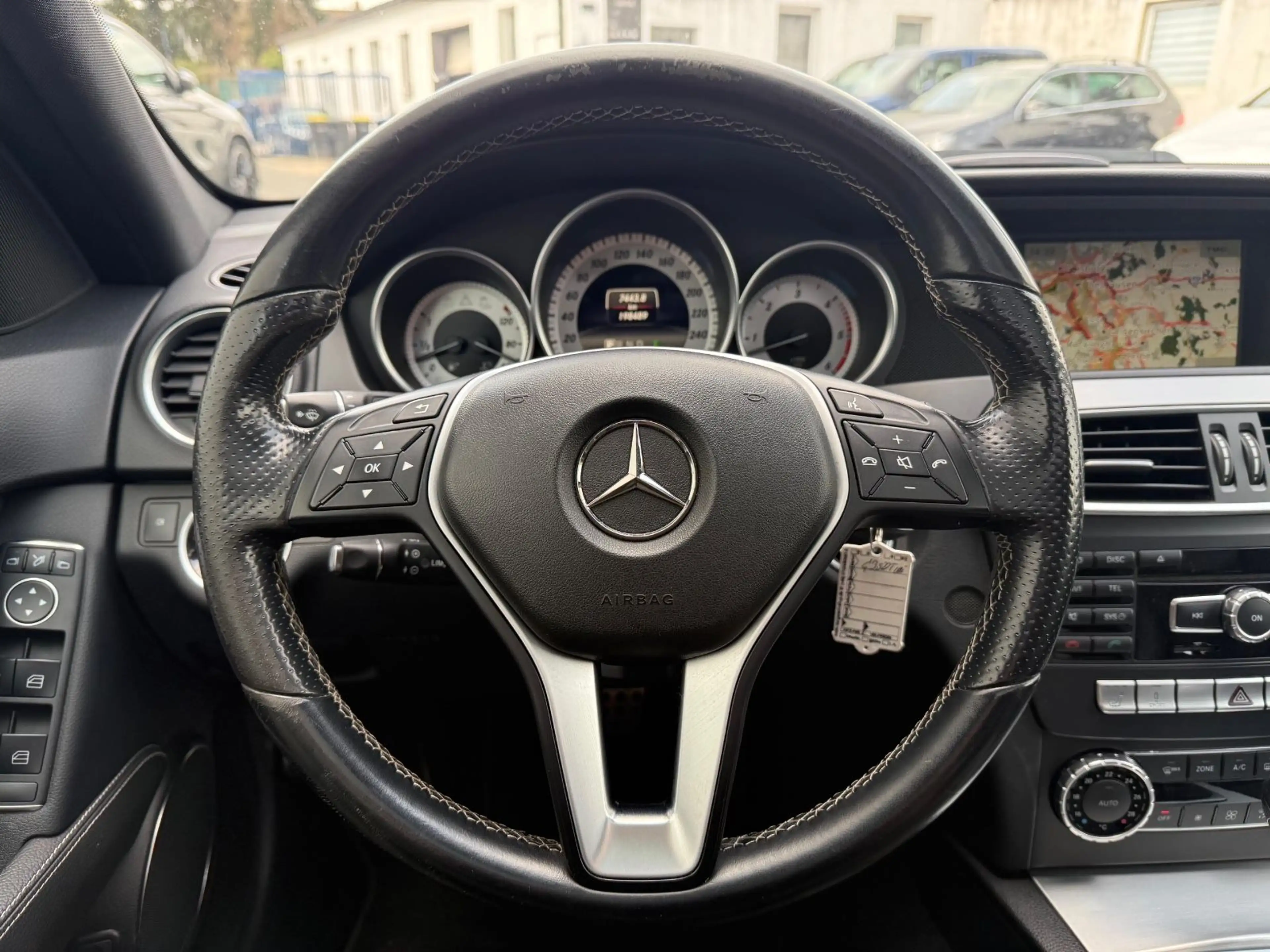 Mercedes-Benz C 350 CDI AMG Edition Glasdach*BiXenon*AHK — photo 11