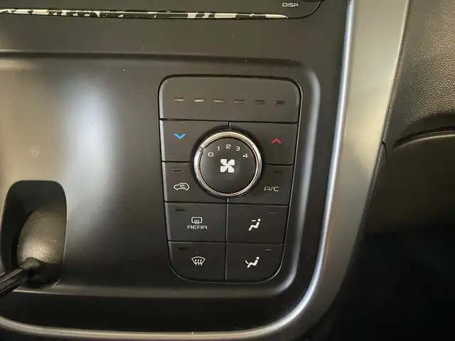 Mahindra KUV100 view 12