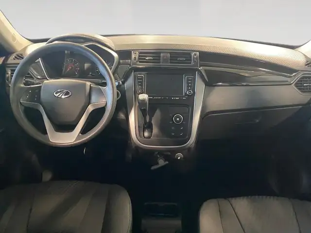 Mahindra KUV100 view 6