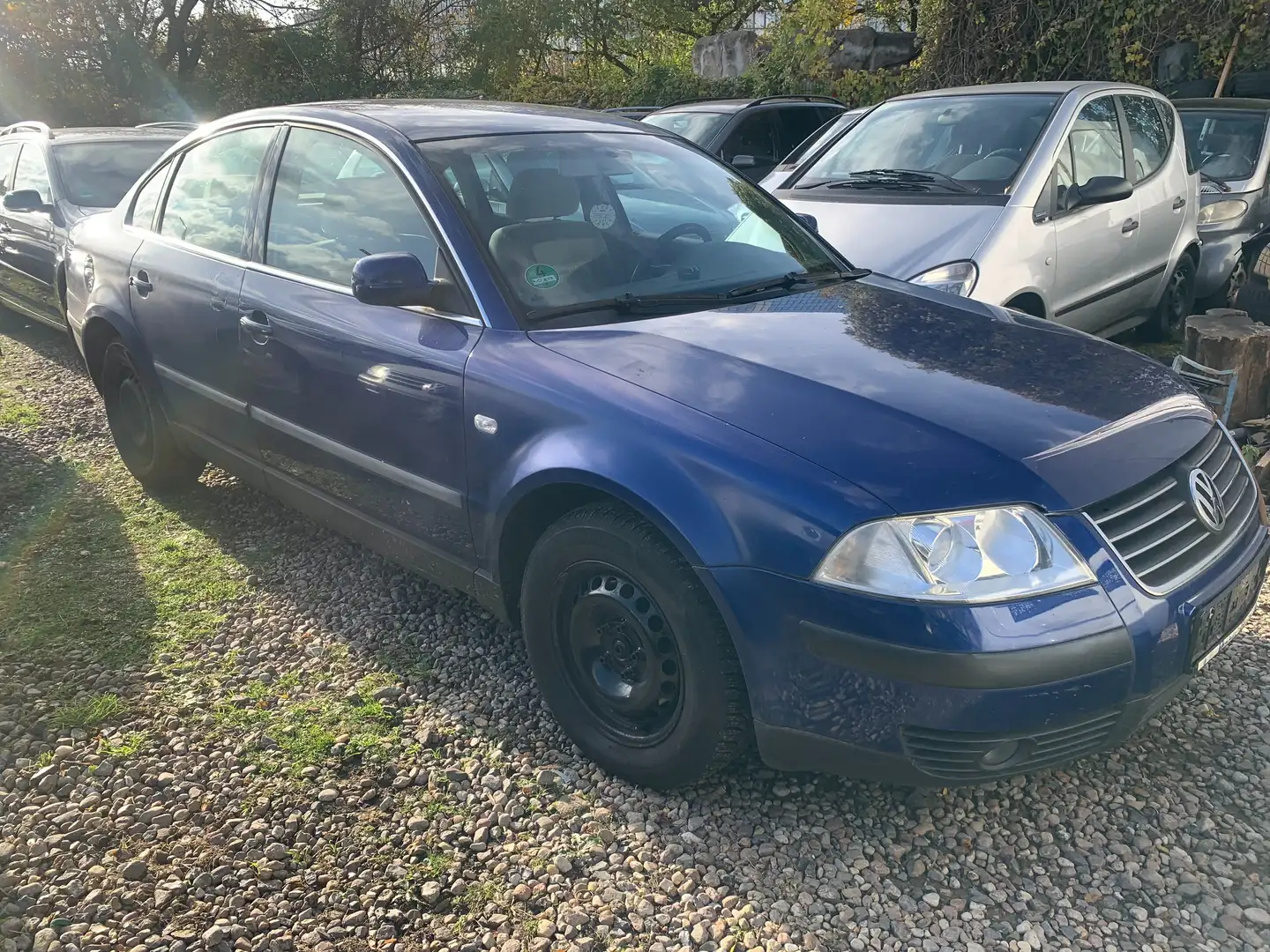 Volkswagen Passat Comfortline Automatik+Klima+TÜV ist Neu Blau - 2