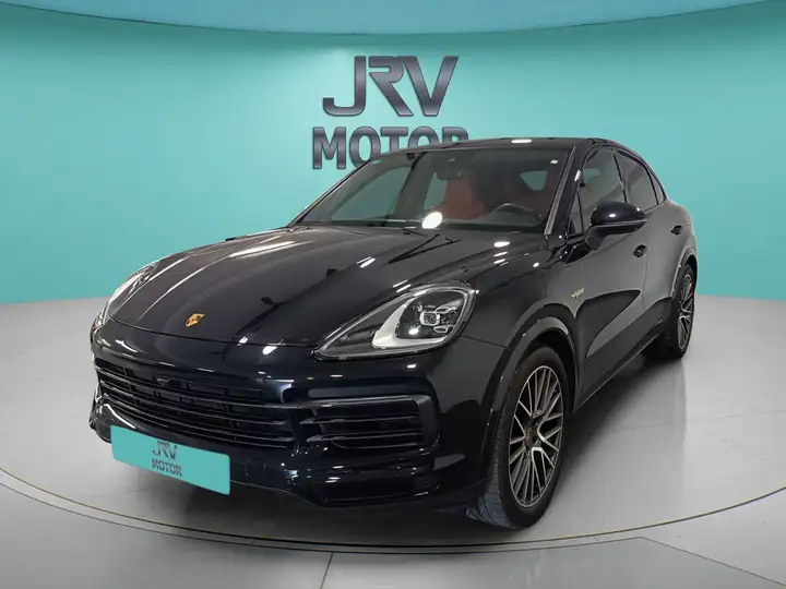 Porsche Cayenne E-Hybrid (2021) 2022, foto 2