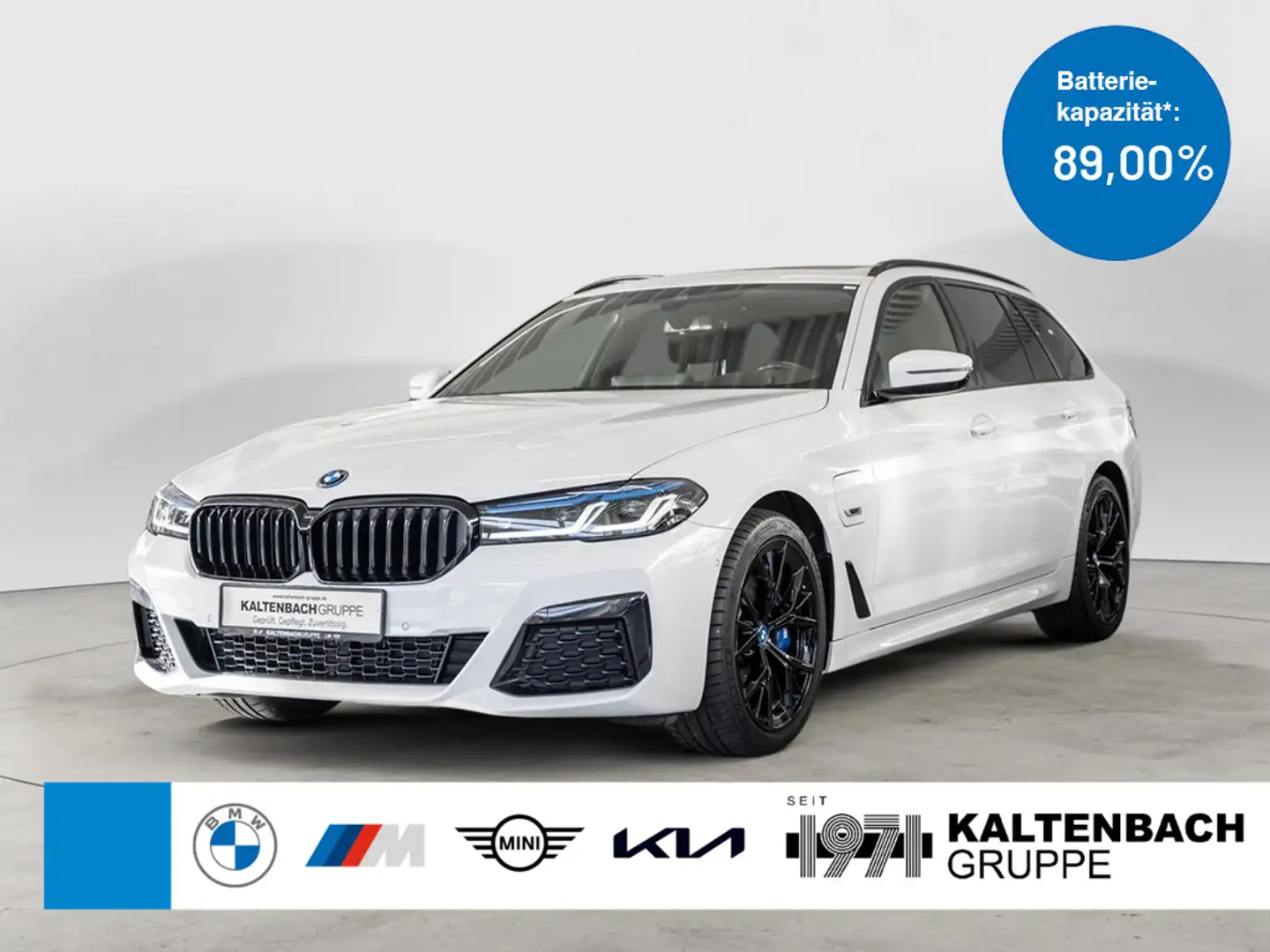 BMW 530 e Touring xDrive M-Sport Pro PANO HUD LED Weiß - 1