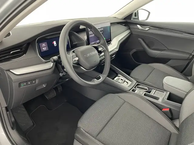 Skoda Octavia view 8