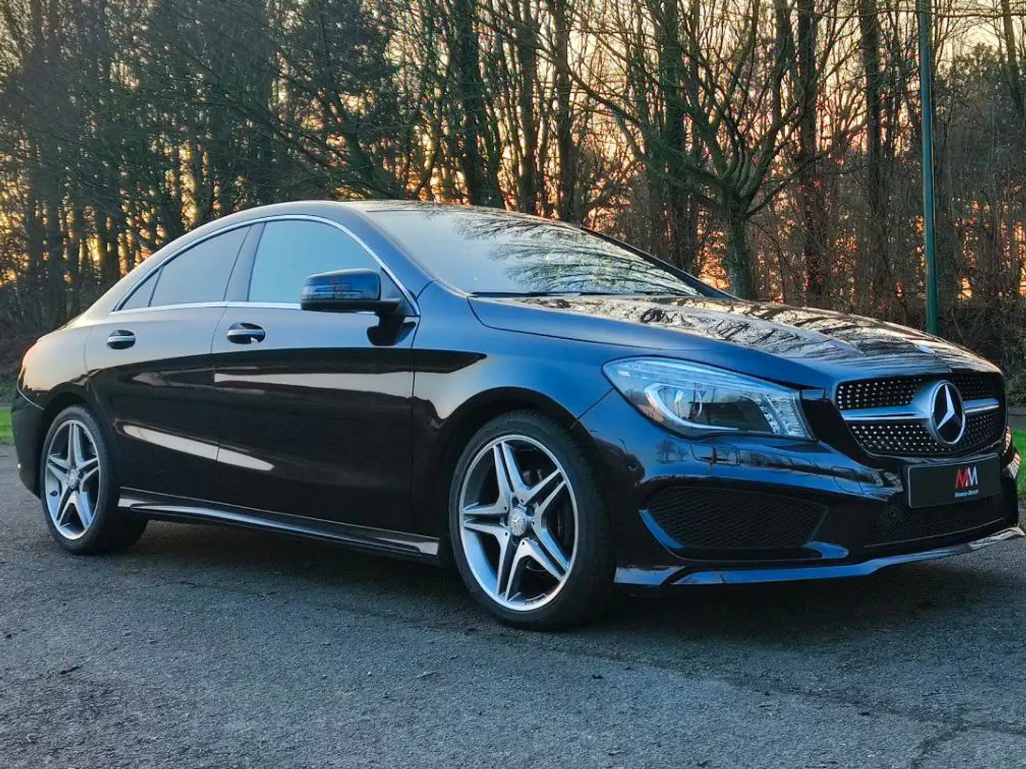 Mercedes-Benz CLA 180 AMG-Line 7G-DCT Violet - 1