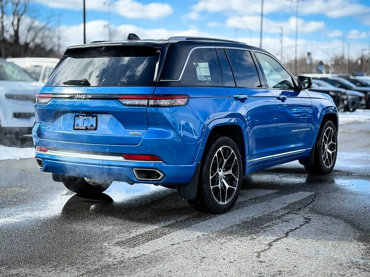 Jeep Grand Cherokee снимка Jeep Grand Cherokee