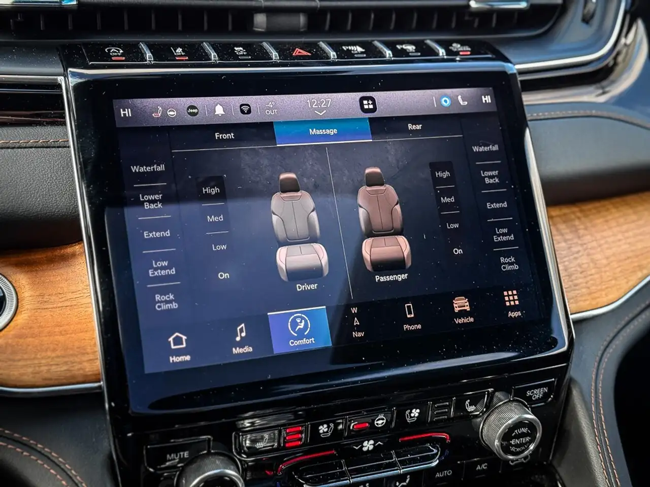 Jeep Grand Cherokee снимка Jeep Grand Cherokee