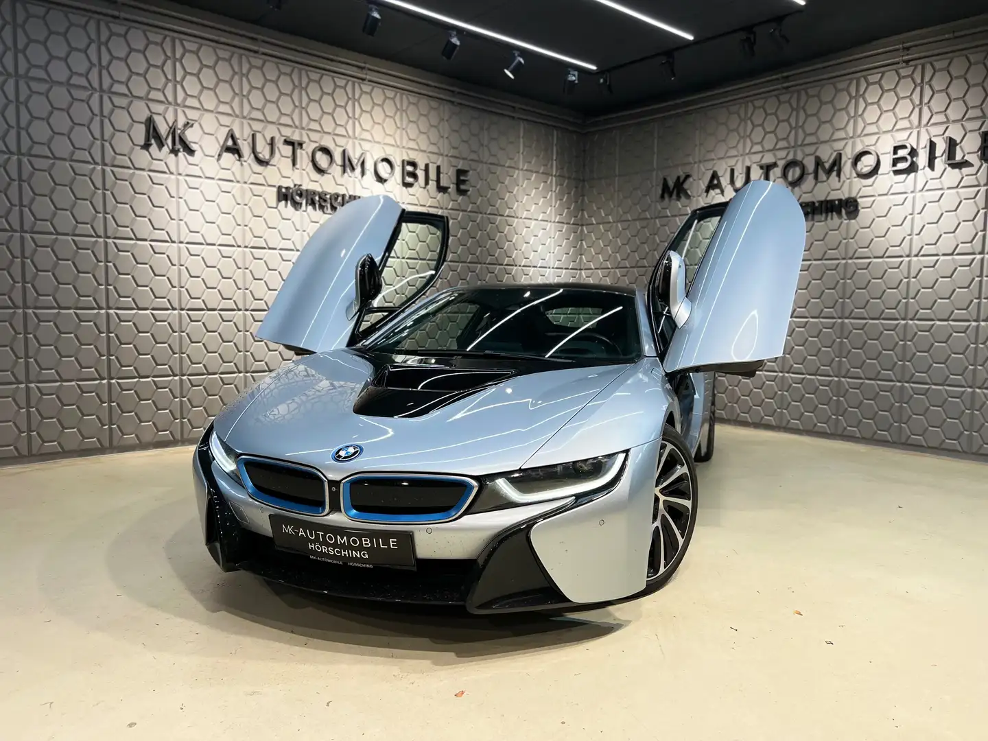 BMW i8 Pure Impulse*RFK*HUD*HARMAN/KARDON*SITZHEIZUNG* Silber - 2