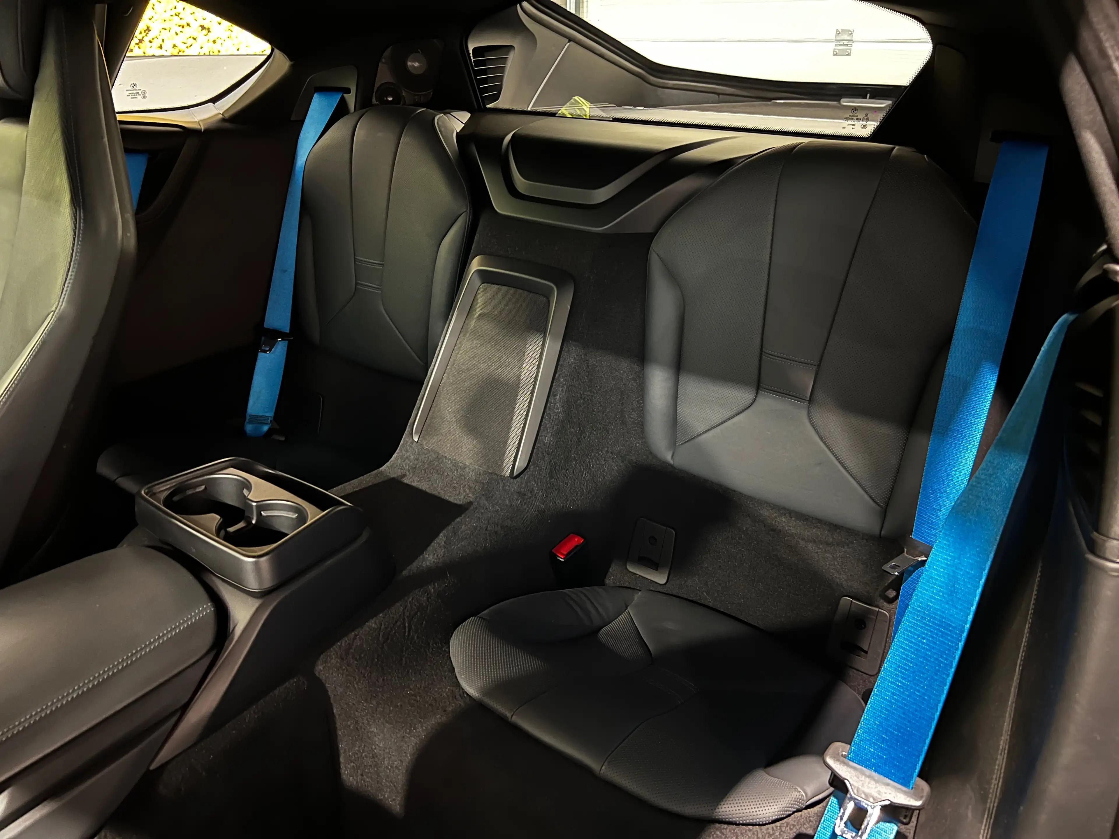 BMW i8 Pure Impulse*RFK*HUD*HARMAN/KARDON*SITZHEIZUNG* — photo 10