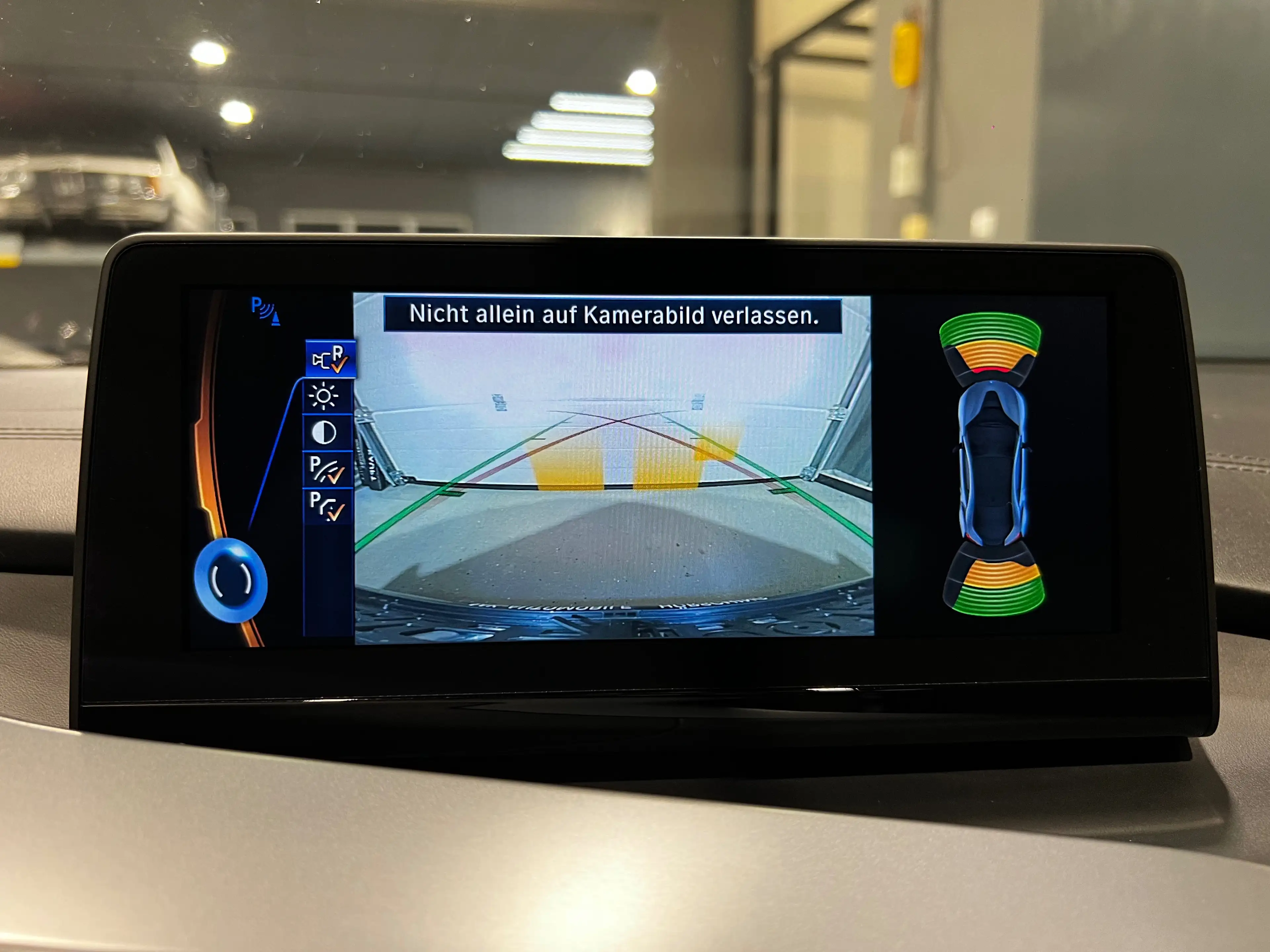 BMW i8 Pure Impulse*RFK*HUD*HARMAN/KARDON*SITZHEIZUNG* — photo 7