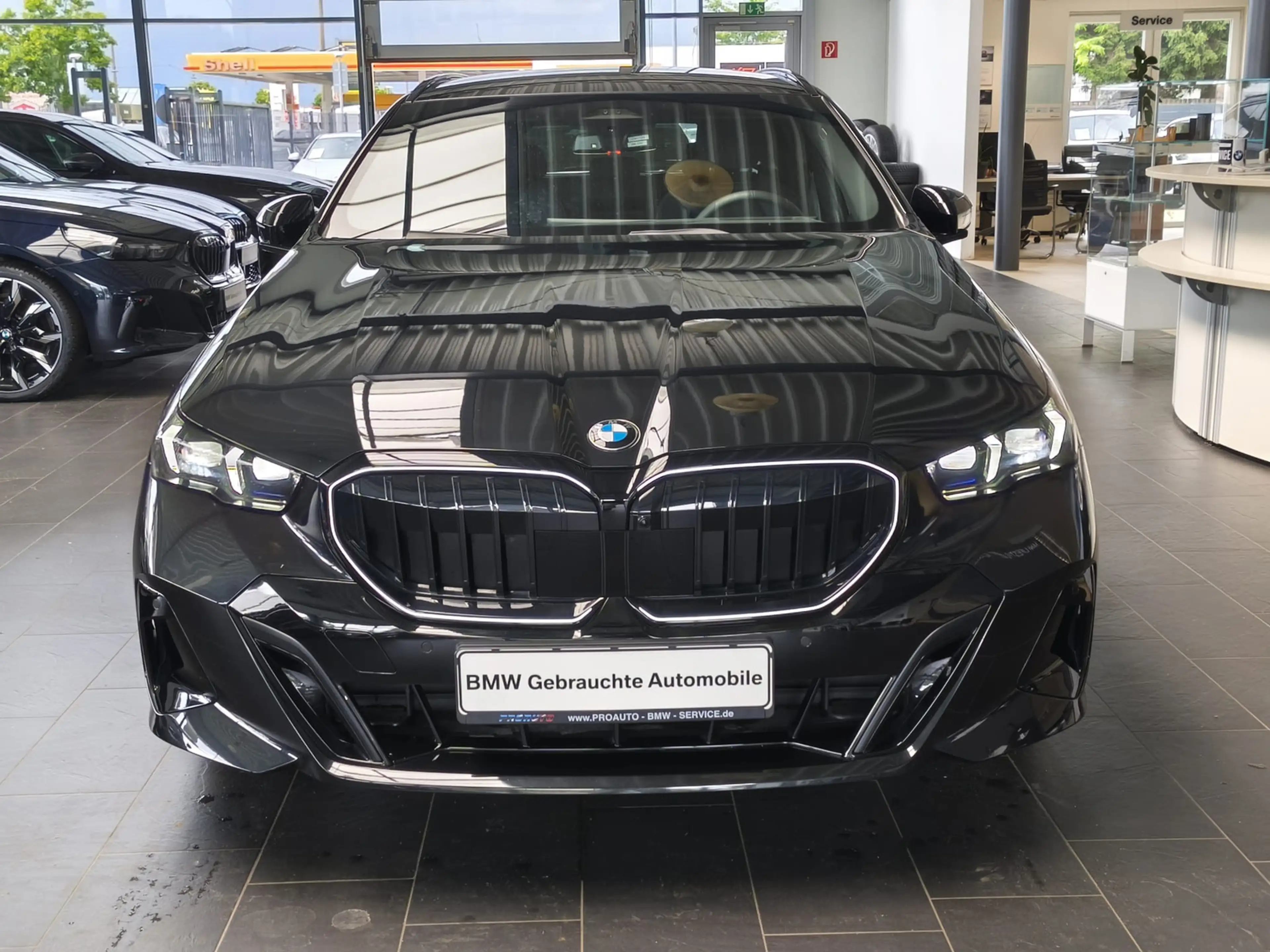 BMW 520 d Tour.xDr M Sport Pro ACC/Pano/360°/B&W/21"/HUD — photo 2