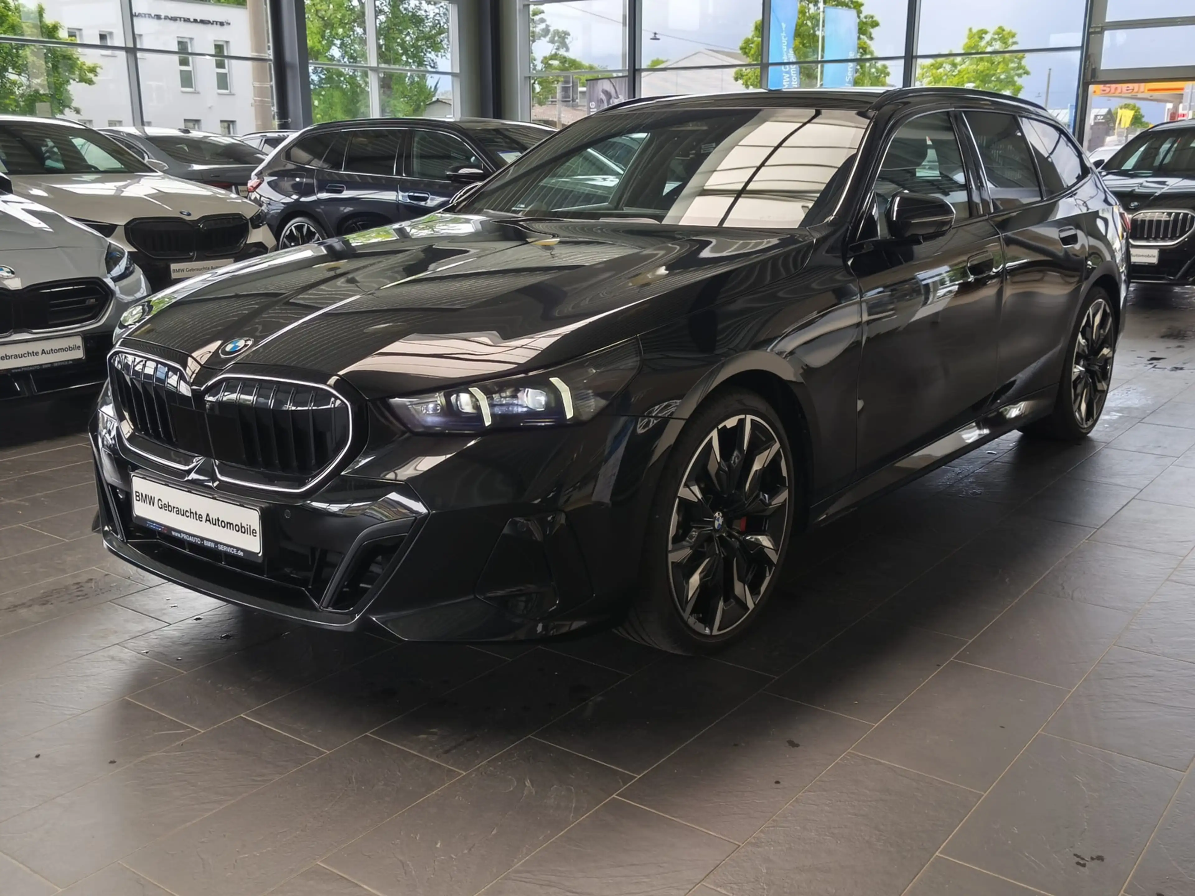 BMW 520 d Tour.xDr M Sport Pro ACC/Pano/360°/B&W/21"/HUD — photo 3