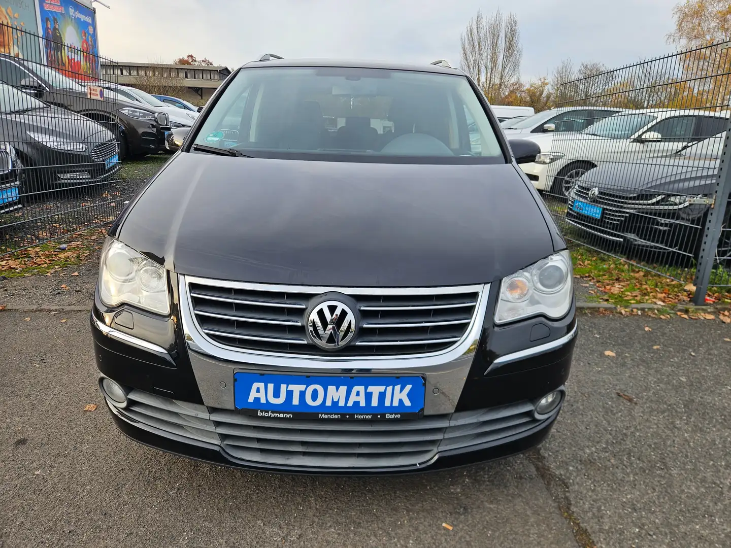 Volkswagen Touran Highline Schwarz - 1