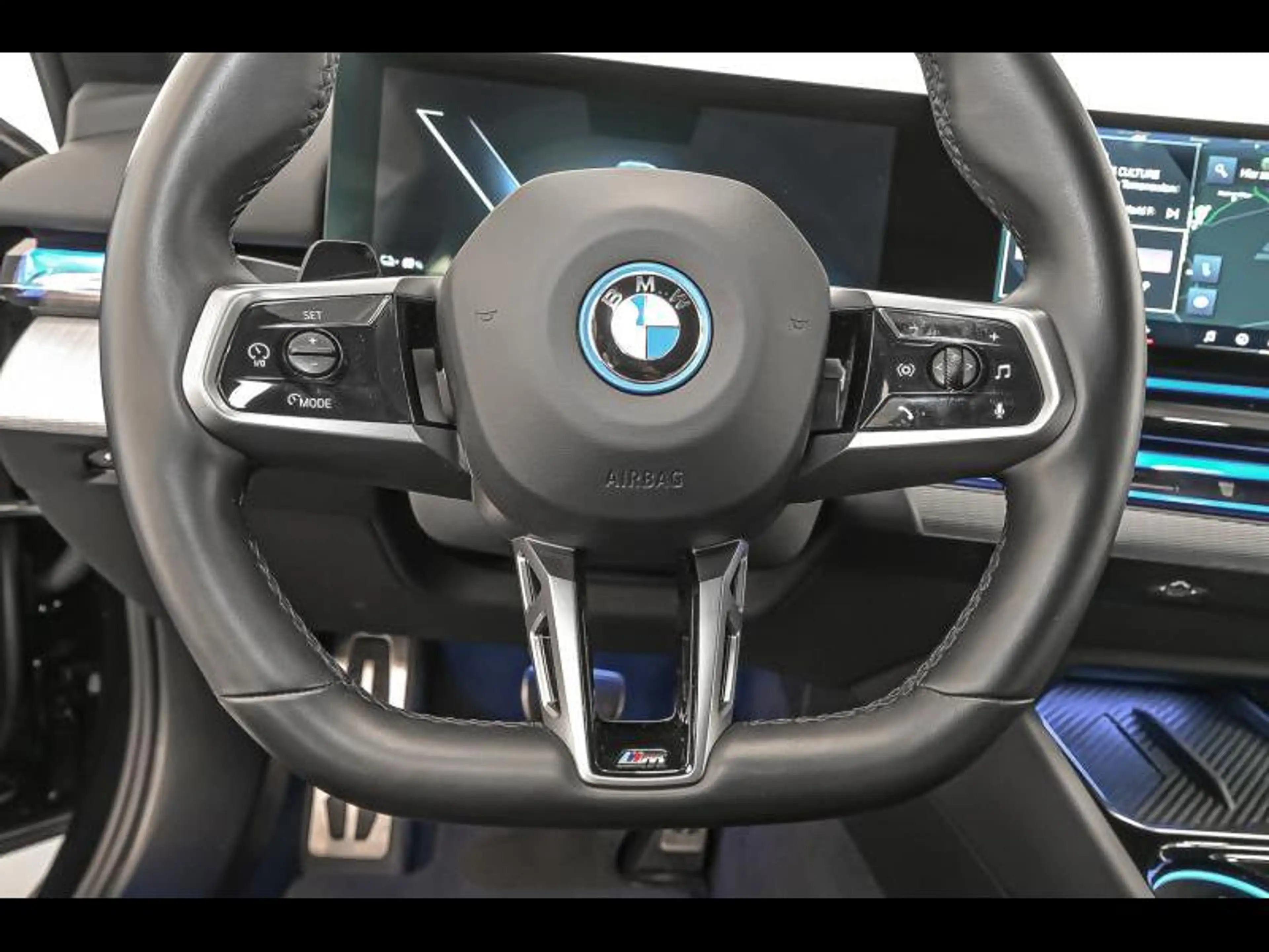 BMW i5 eDrive40 - M Sport - 360Cam|Hud|Dass — photo 7